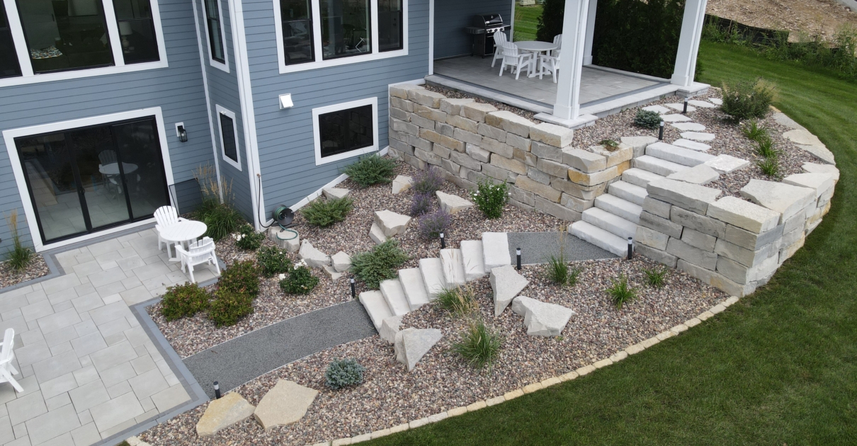 Seat and Retaining Walls for Patios